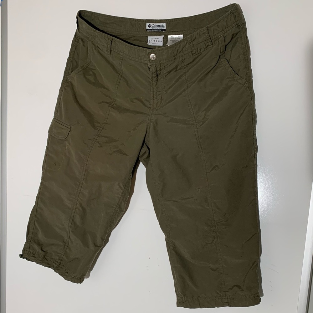 Columbia Sportswear olive knee/capri pant size 14